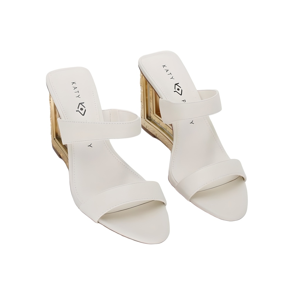 Katy Perry The Framing Wedge Two Band Sandal Chalk Off White Size 7.5M